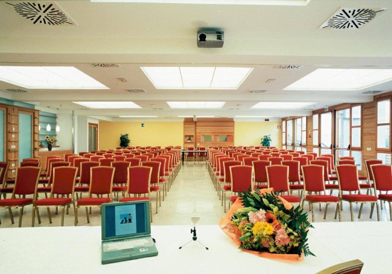 Hotel Fior Di Monte Касподжо Екстериор снимка